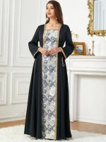 Vêtement de mariage noir avec détails raffinés
