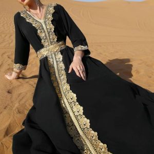 Caftan Noir Sahara pour une cérémonie chic