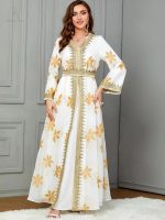 Style unique de caftan pour célébrations nuptiales