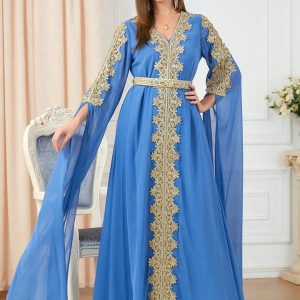 Caftan marocain bleu saphir élégant et raffiné