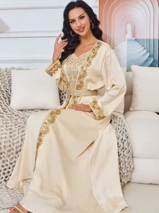 Caftan Douriya, vêtement culturel du Maroc