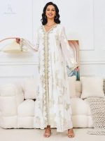Design sophistiqué du caftan marocain Éclat de Perle