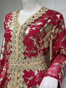 Caftan marocain Fadwa El-Fassi, style raffiné et coloré