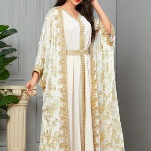 Caftan Lalla Nour avec des motifs traditionnels