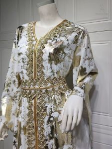 Caftan Layla, style marocain raffiné et coloré
