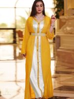 Caftan marocain lumineux d'Agadir