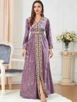 Caftan traditionnel marocain pour mariée Améthyste