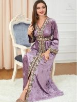 Robe de mariage Améthyste Royale en tissu marocain