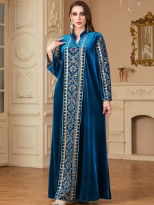 Caftan marocain bleu pour cérémonie nuptiale