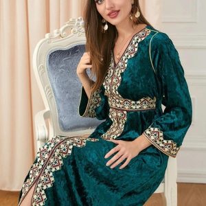Émeraude Impériale, caftan marocain élégant