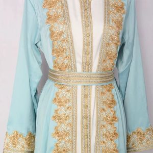 Élégant caftan marocain pour cérémonies nuptiales