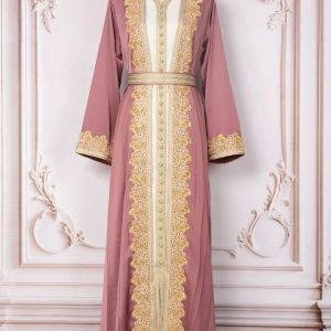 Caftan mariage perle de Marrakech élégant et raffiné