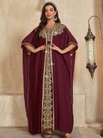 Caftan marocain bordeaux pour mariage