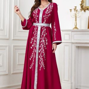 Caftan marocain rouge rubis éclatant