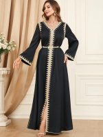 Caftan Ébène, silhouette flatteuse et moderne