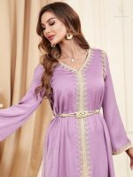 Caftan femme élégant en couleur lilas