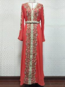 Caftan femme, style Soleil d'Ambre, couleur chaleureuse