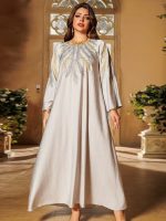 Djellaba ivoire nacré élégante pour un style raffiné