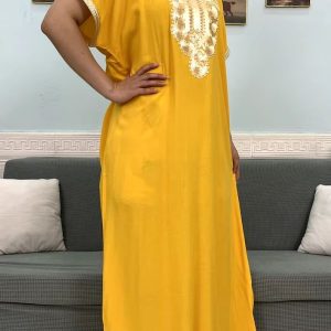Vêtement traditionnel féminin en coton jaune vif