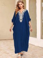 Djellaba marocaine bleue Jasmine élégante et confortable