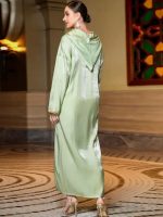 Vêtement marocain moderne : djellaba Éclat de Menthe