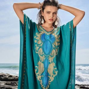 Djellaba traditionnelle au design inspiré des astres