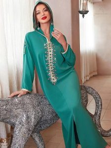 Vêtement marocain stylé, parfait pour toutes occasions