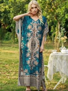 Djellaba Layali, vêtement marocain aux motifs raffinés