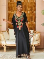 Vêtement traditionnel marocain : Djellaba Layali Zahra