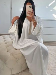 Djellaba marocaine Na’imah élégante et traditionnelle