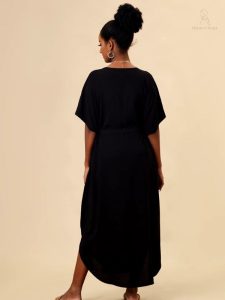 Djellaba Layla, tenue culturelle marocaine en noir