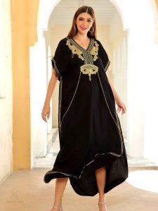 Djellaba élégante, confection artisanale marocaine
