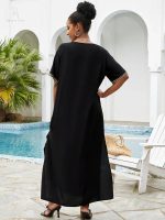 Ombres d'Alhambra, une djellaba pour toutes occasions