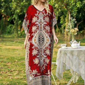 Djellaba rouge, tissu marocain, coupe classique raffinée