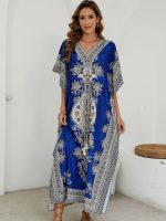 Djellaba traditionnelle marocaine avec motifs raffinés