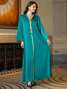 Émeraude Royale, élégante djellaba marocaine