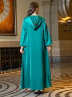Émeraude Royale : vêtement marocain authentique
