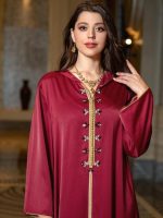 Style élégant de la djellaba marocaine