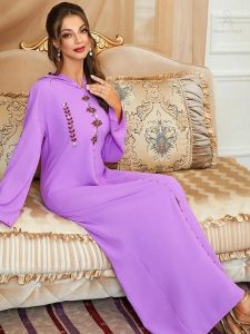Djellaba en lavande, style marocain authentique