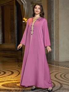Vêtement traditionnel marocain élégant et confortable