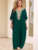 Djellaba verte Jasmine en style marocain traditionnel