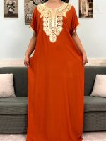 Vêtement traditionnel féminin en coton orange