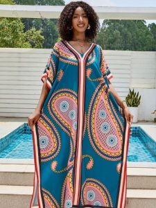 Djellaba Amina, vêtement féminin inspiré de la culture andalouse
