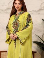 Djellaba femme brodée marocaine jaune à col rond
