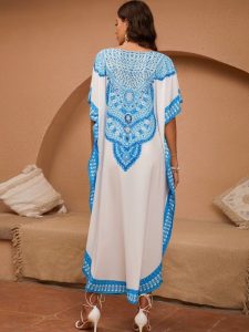 Djellaba femme, modèle Dalila avec design raffiné et chic