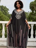 Djellaba féminine traditionnelle en style Al Qandoura