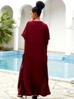Mode féminine marocaine, djellaba rouge au design unique