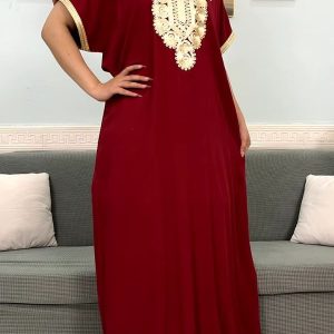 Djellaba rouge en coton pour femme élégante et confortable