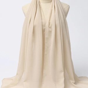Hijab élégant en blanc lait