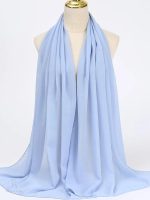Hijab bleu ciel élégant et léger pour un style raffiné